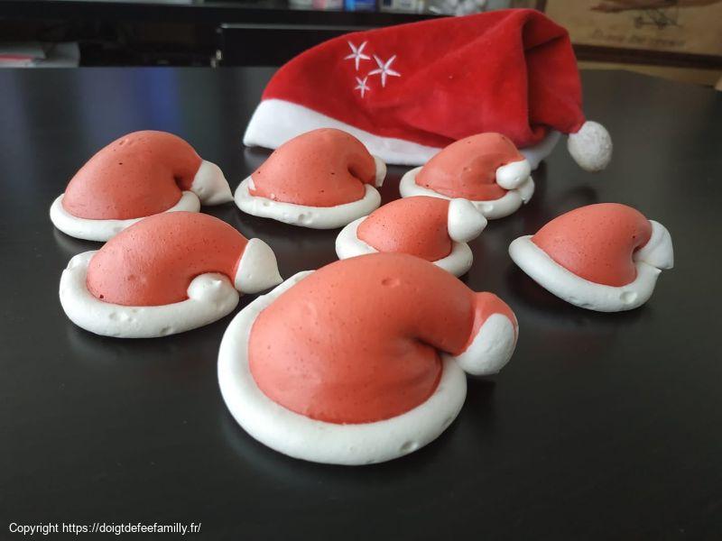 Bonnet de père noël en meringue